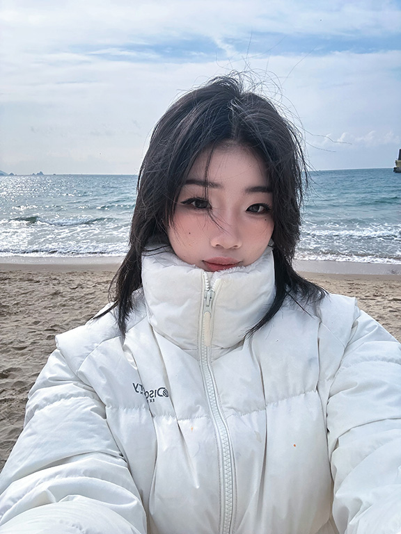 刘芳羽个人形象照